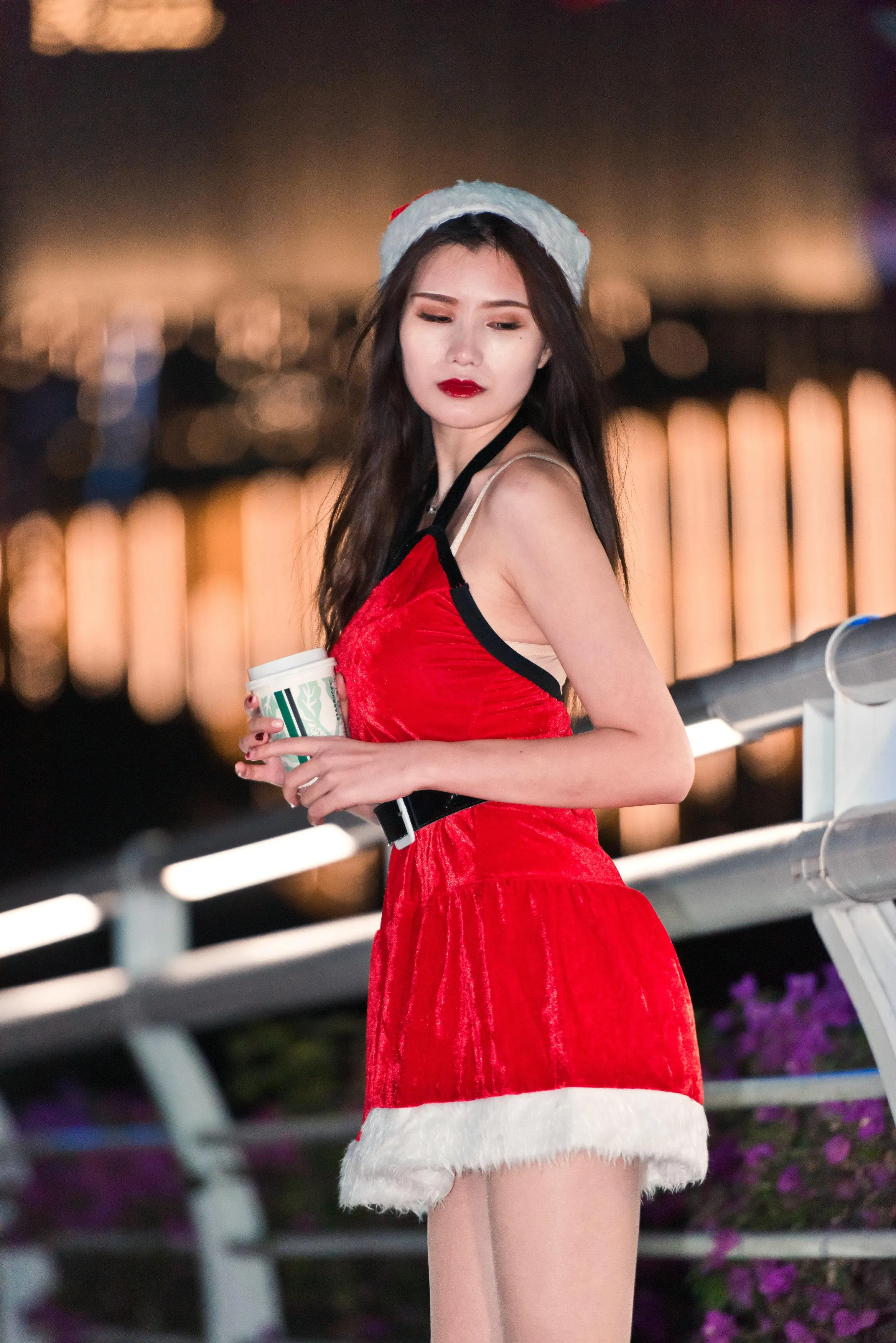 [魔镜街拍] NO.124 寒风中的极品肉丝圣诞美人婷婷 [224P]插图8